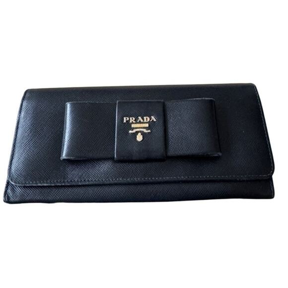 Prada Black Saffiano Fiocco Leather Bow Continental Wallet with COA Included - Picture 1 of 9